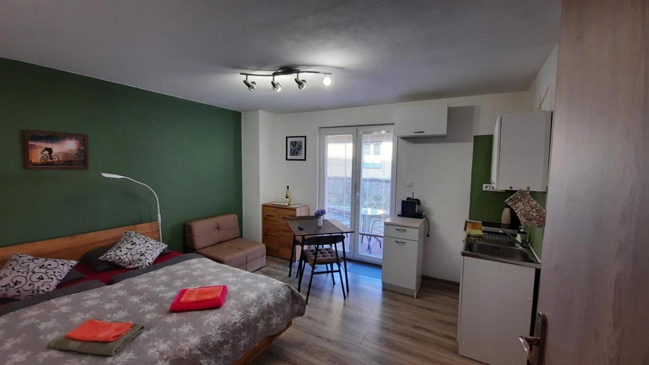 Bike Apartments 1 Hodruša Zewnętrze zdjęcie